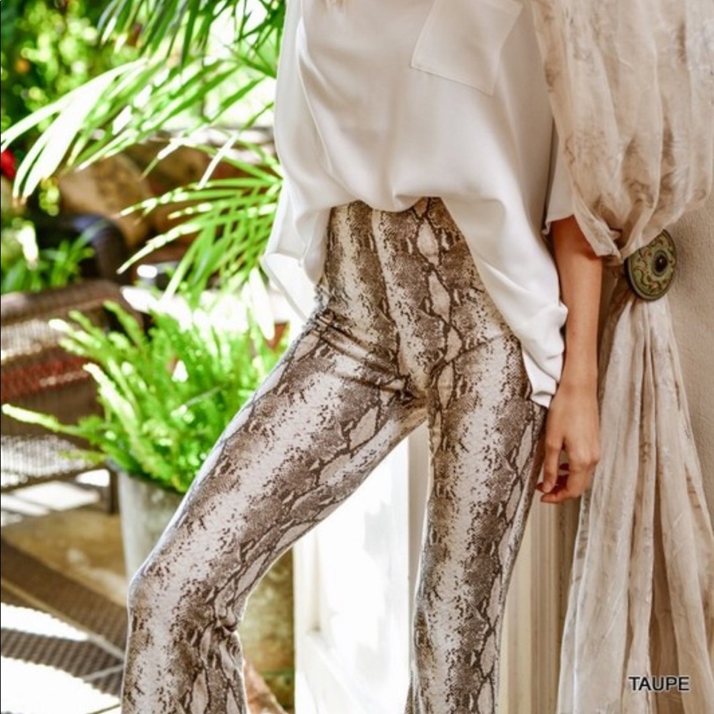 “Poissson” Flare snake leggings - Picture 3 of 5